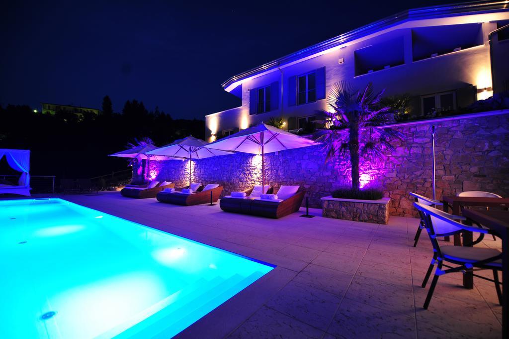 Zeno Suites San Zeno di Montagna Luaran gambar