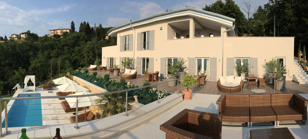 Zeno Suites San Zeno di Montagna Luaran gambar